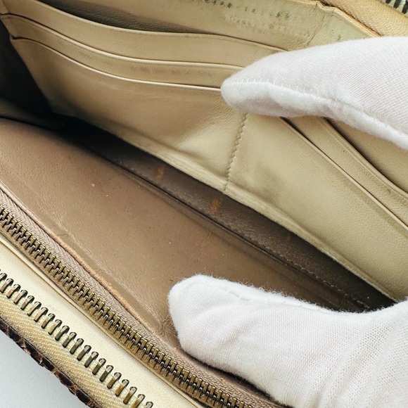 Bottega Veneta Zip Around Wallet - Picture 11 of 13